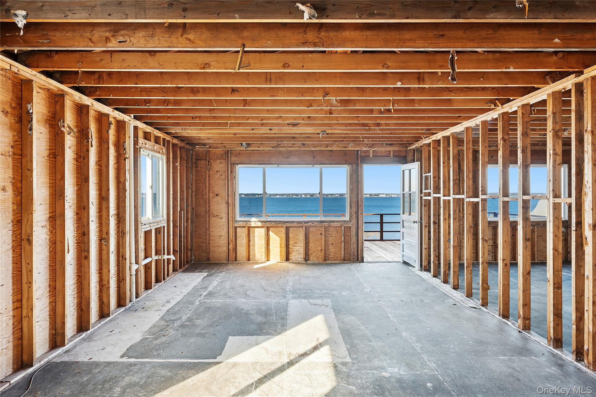 626 Dune Road Property Photo 10