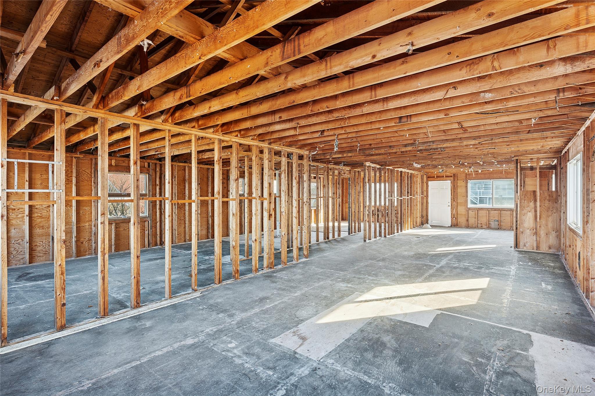 626 Dune Road Property Photo 13