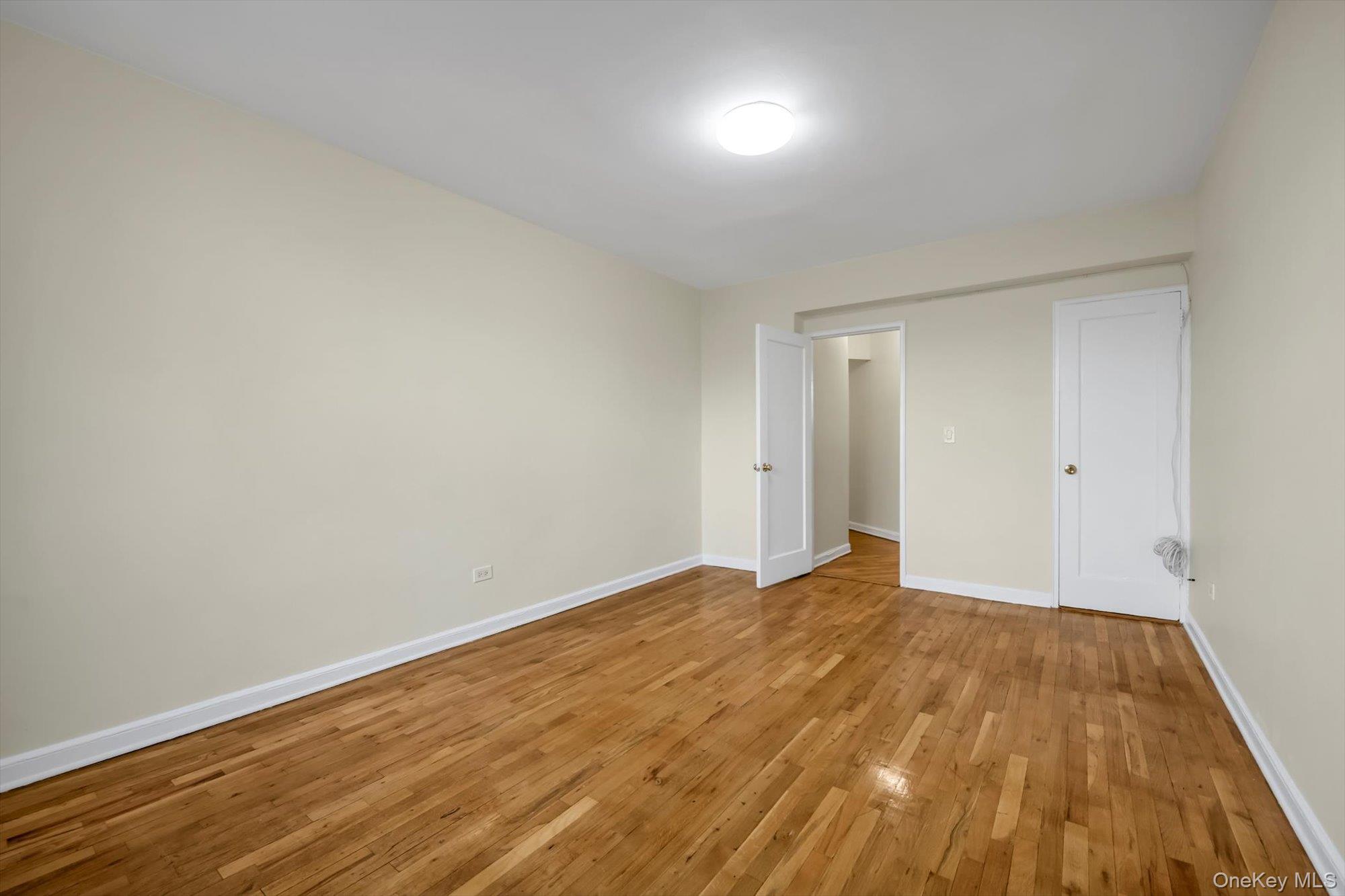 71-11 Yellowstone Boulevard 4a Property Photo 5