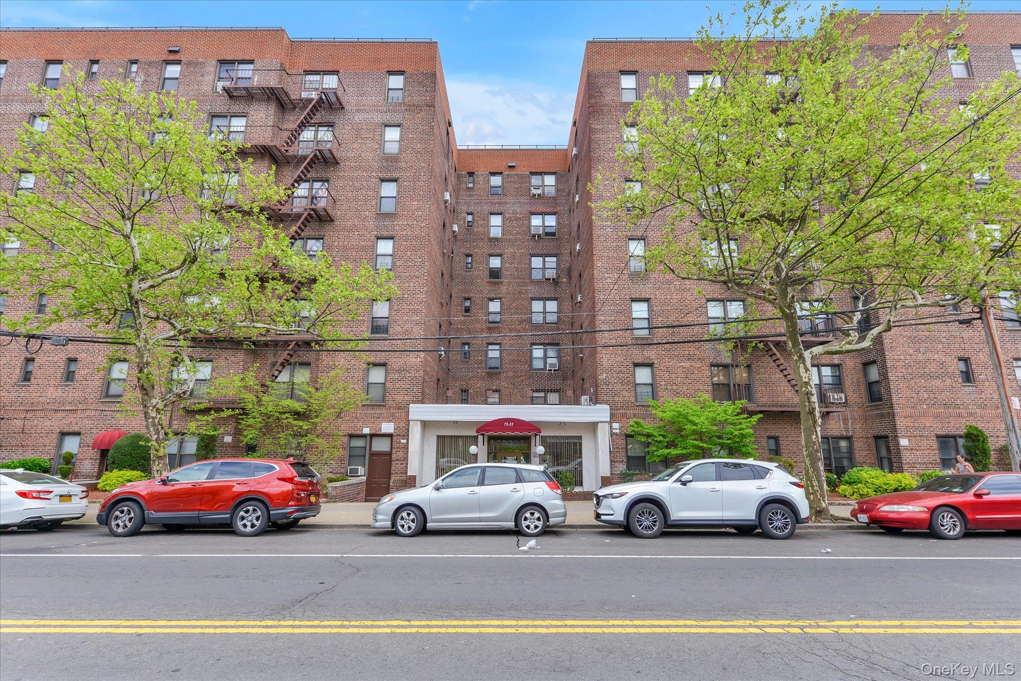 71-11 Yellowstone Boulevard 4a Property Photo 11