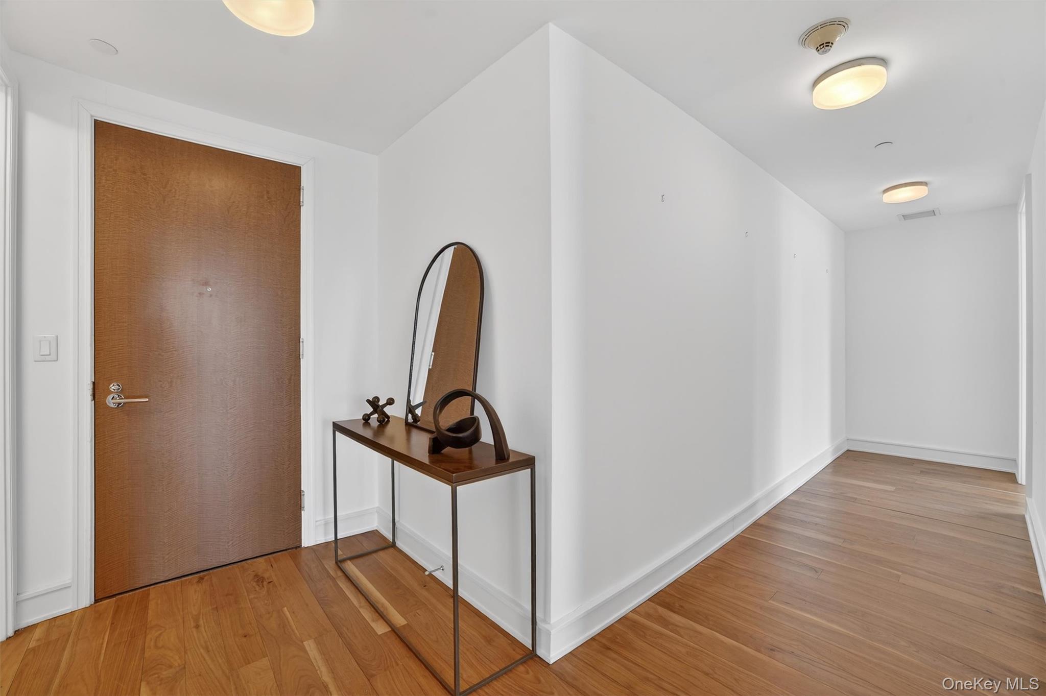 5 Renaissance Square 10g Property Photo 2