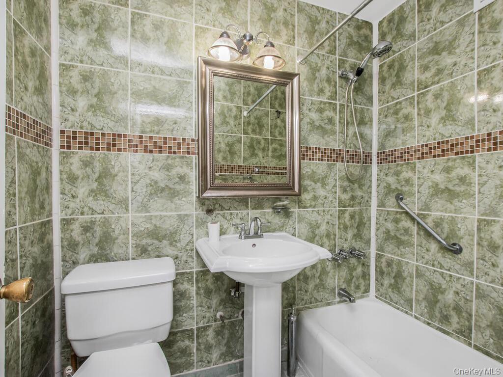 6601 Broadway 6i Property Photo 7