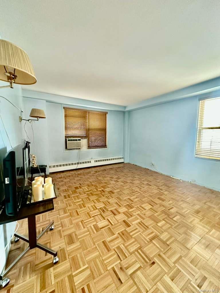 97-10 62 Drive 4j Property Photo 4