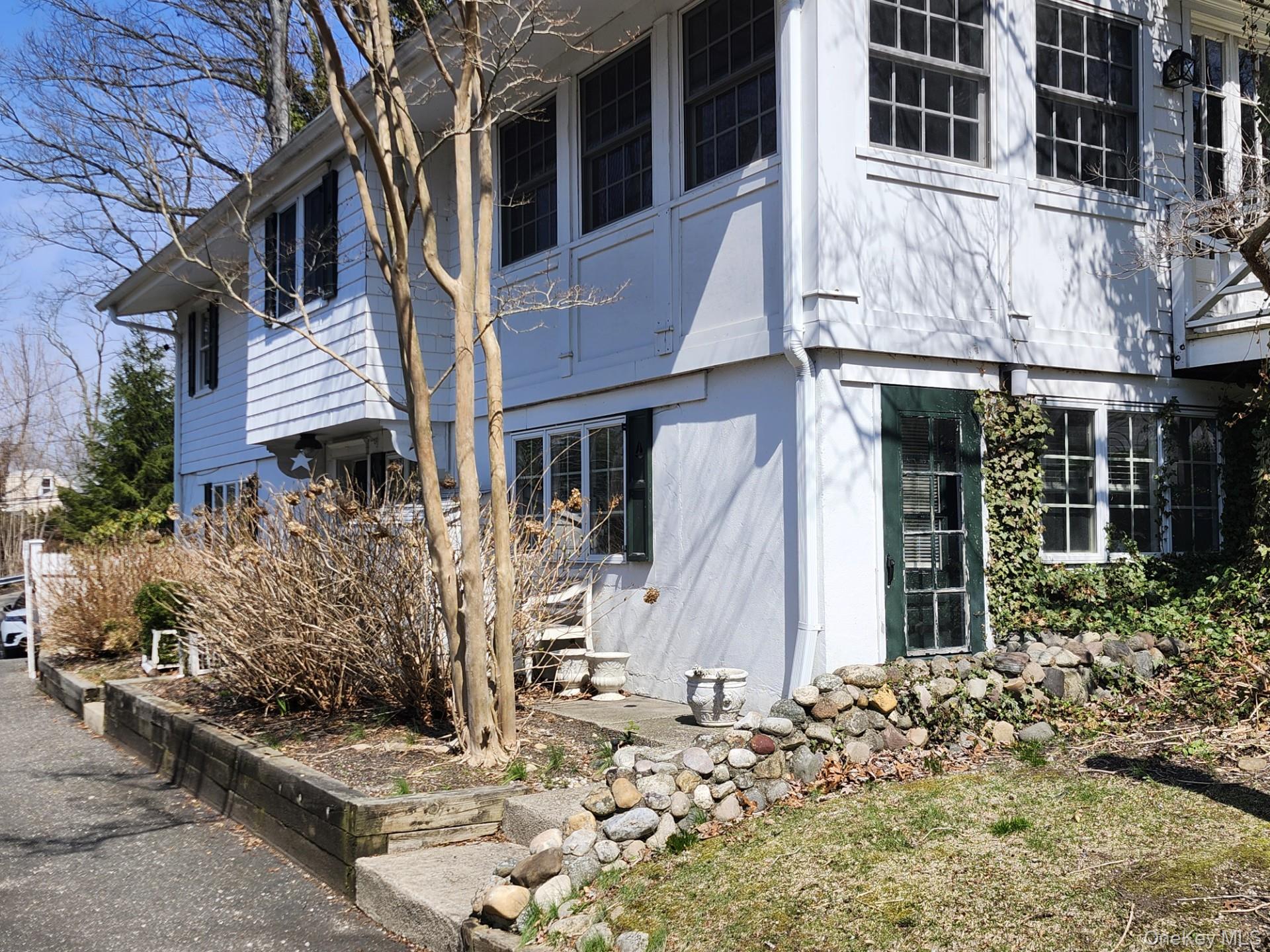 20 Harborview Drive Property Photo 39