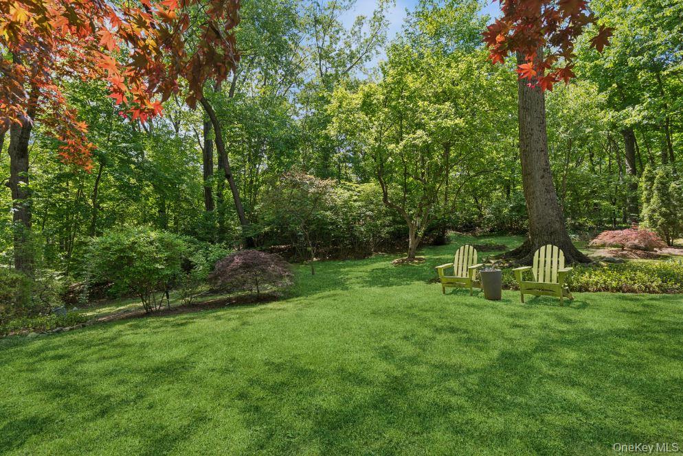 383 254th Street Property Photo 3