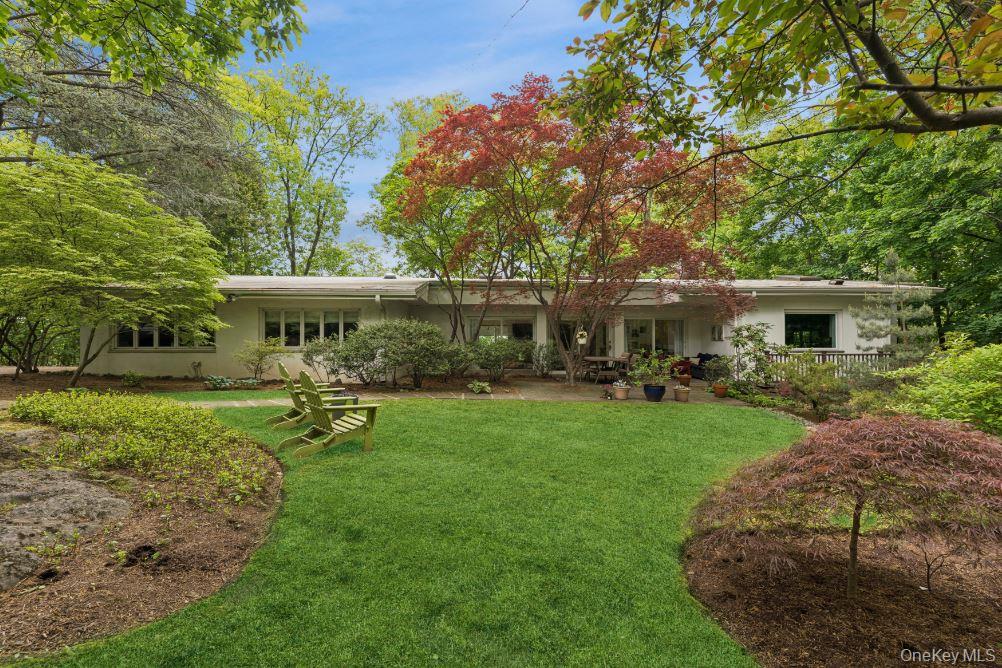 383 254th Street Property Photo 5