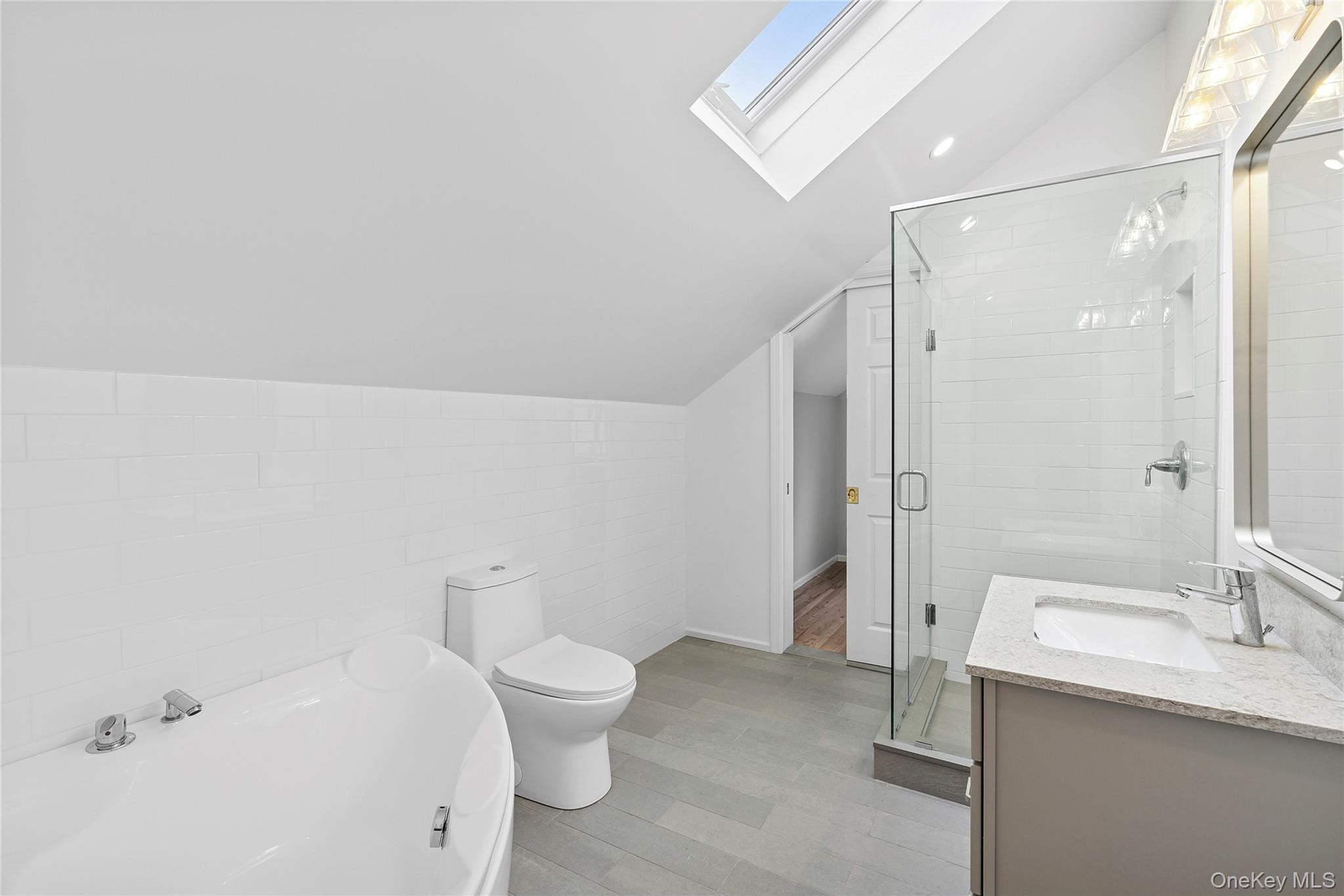 97 Spring Close Highway Property Photo 20