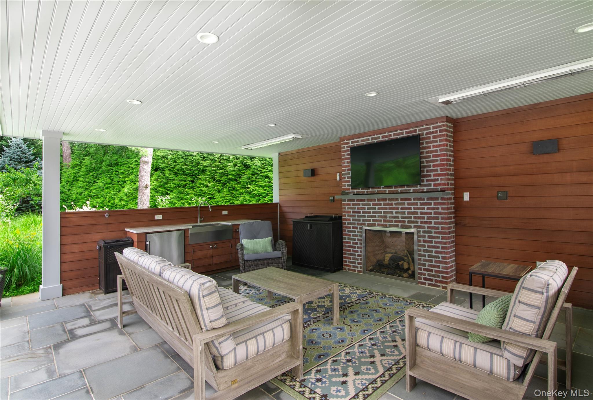 97 Spring Close Highway Property Photo 24