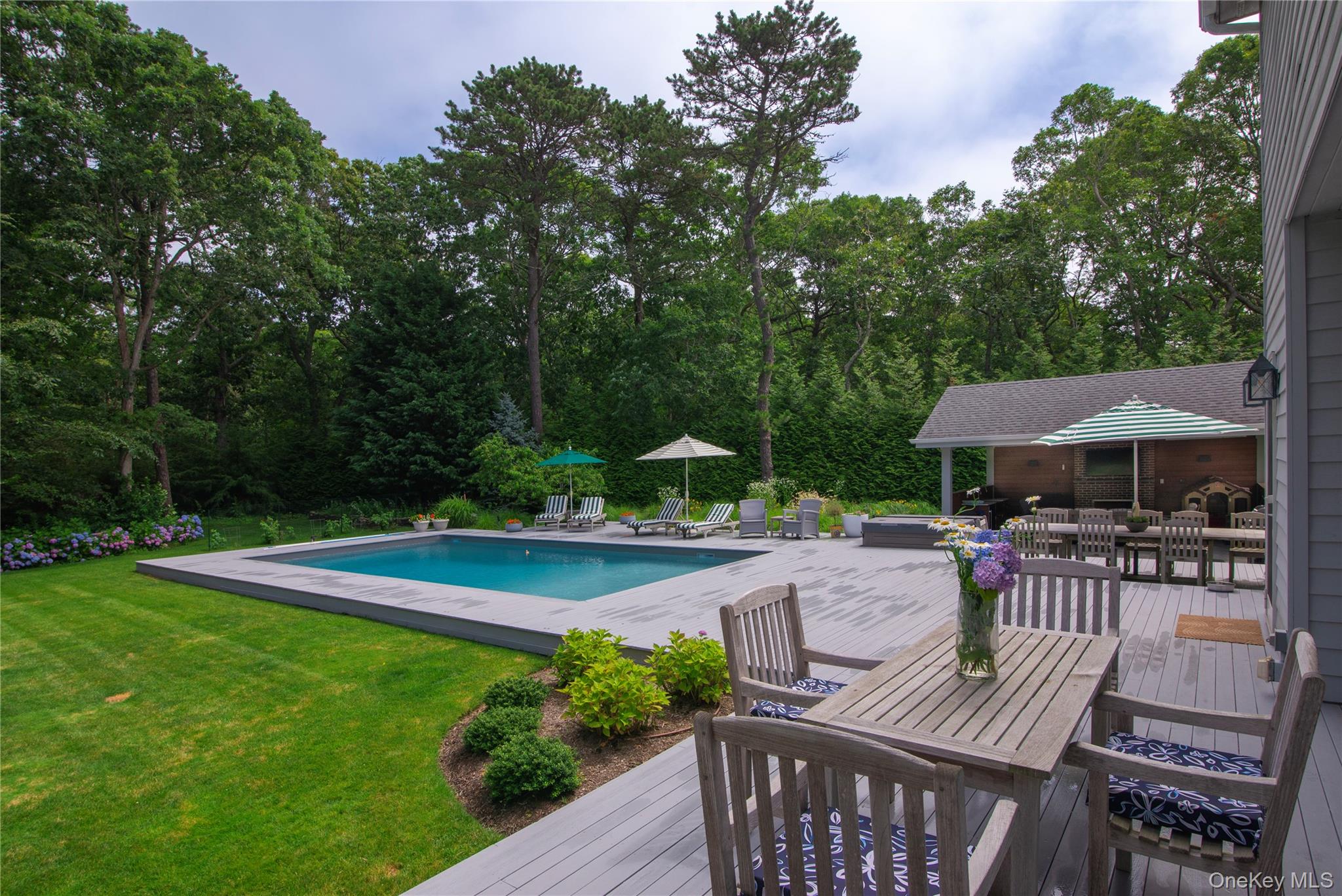 97 Spring Close Highway Property Photo 25