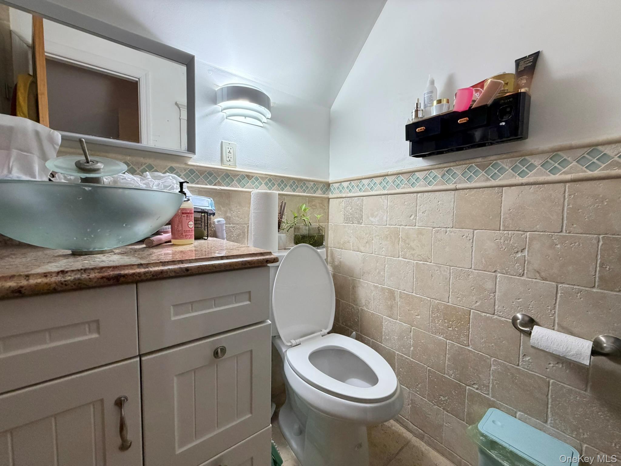 48-27 213th Street Property Photo 3