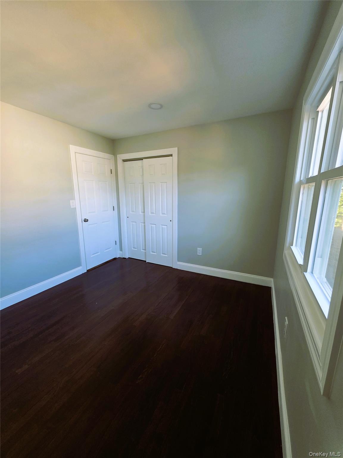 1334 Connetquot Avenue Property Photo 4