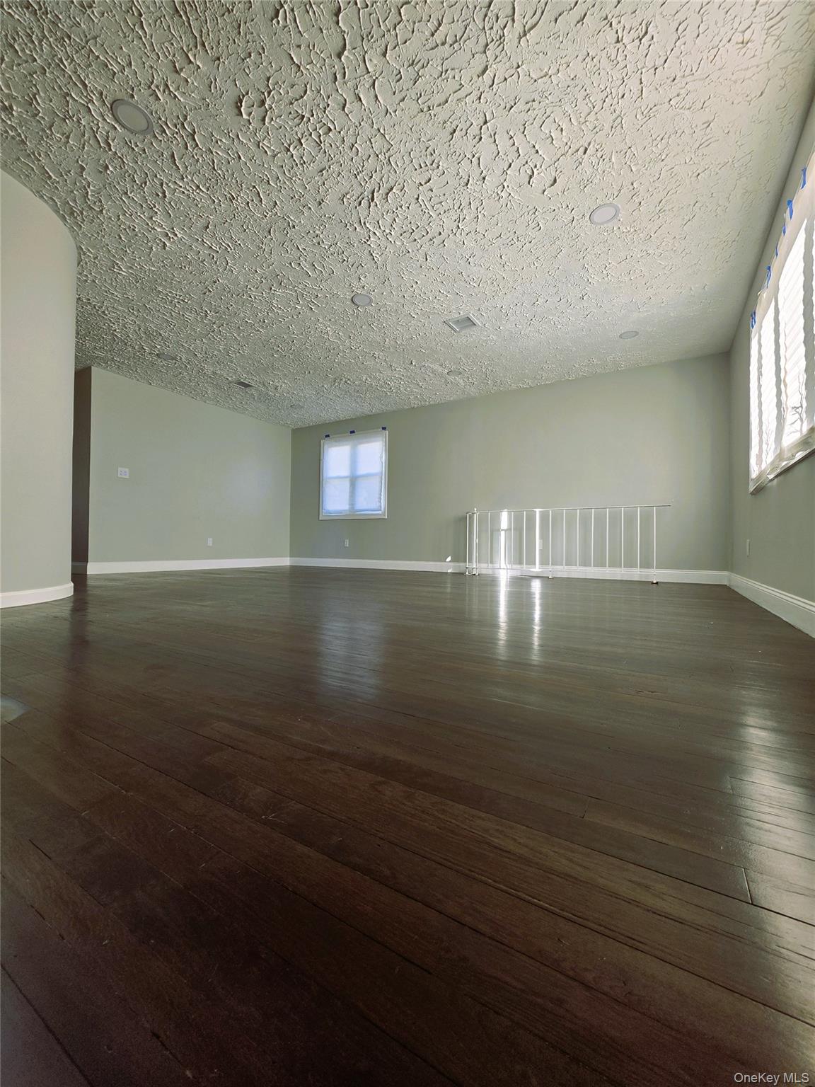 1334 Connetquot Avenue Property Photo 8