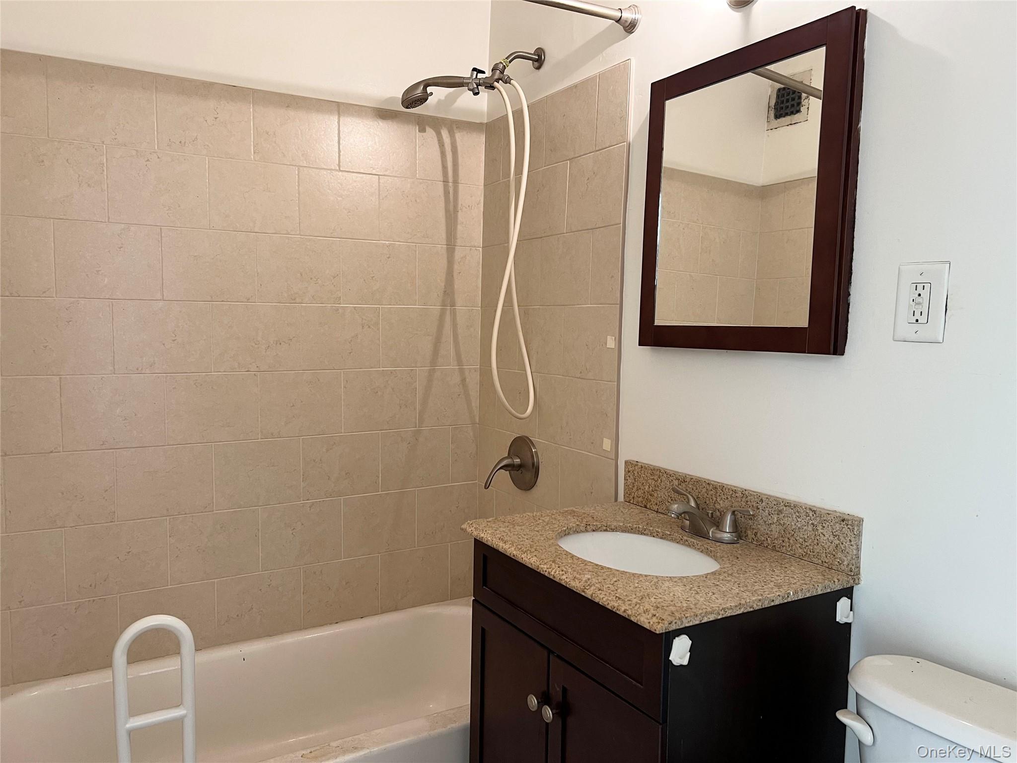 1019 Van Siclen Avenue 5g Property Photo 7