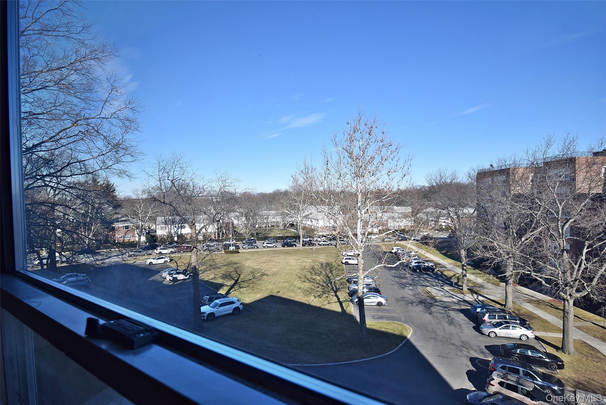 211-10 18 Avenue 4j Property Photo 7