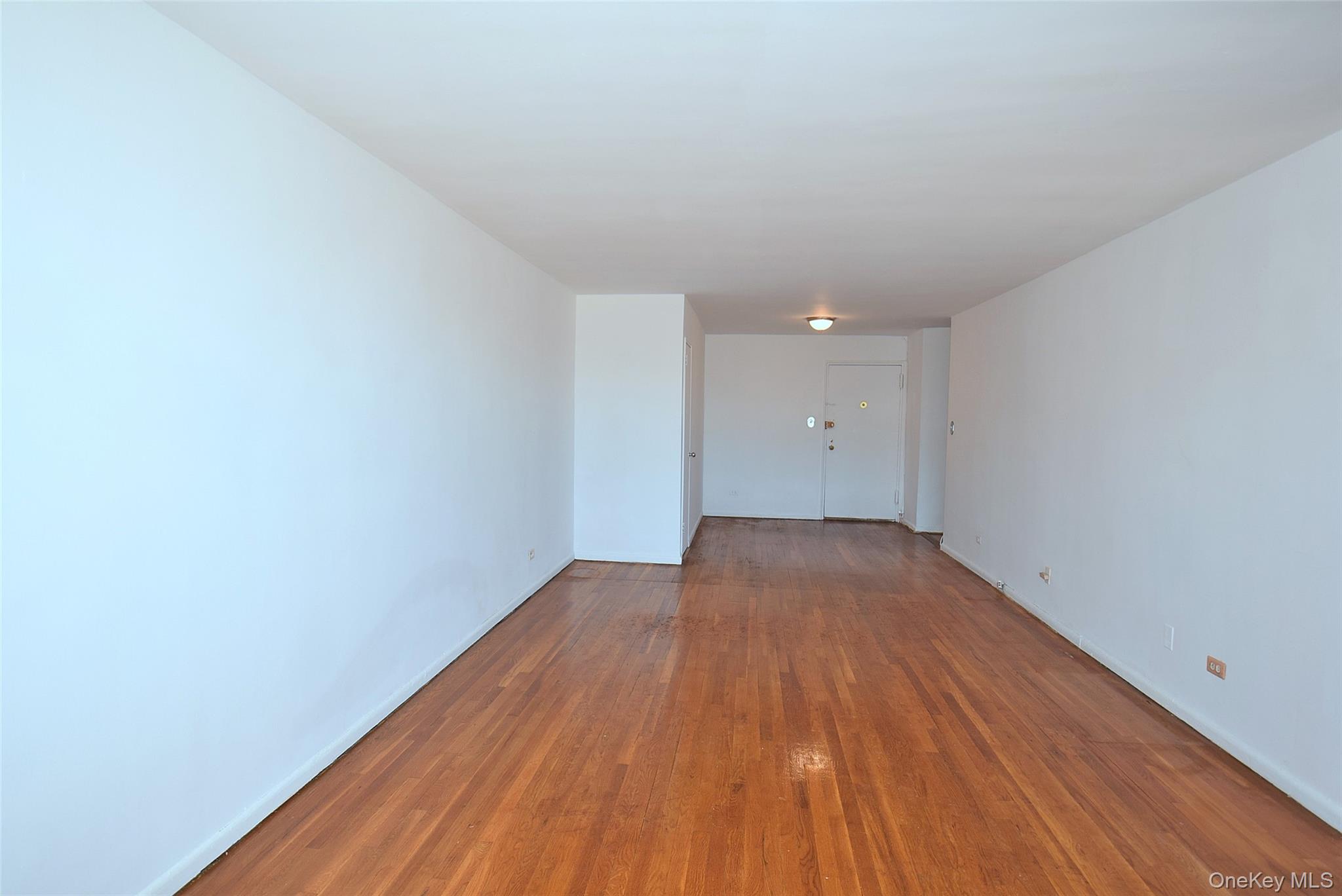 211-10 18 Avenue 4j Property Photo 8