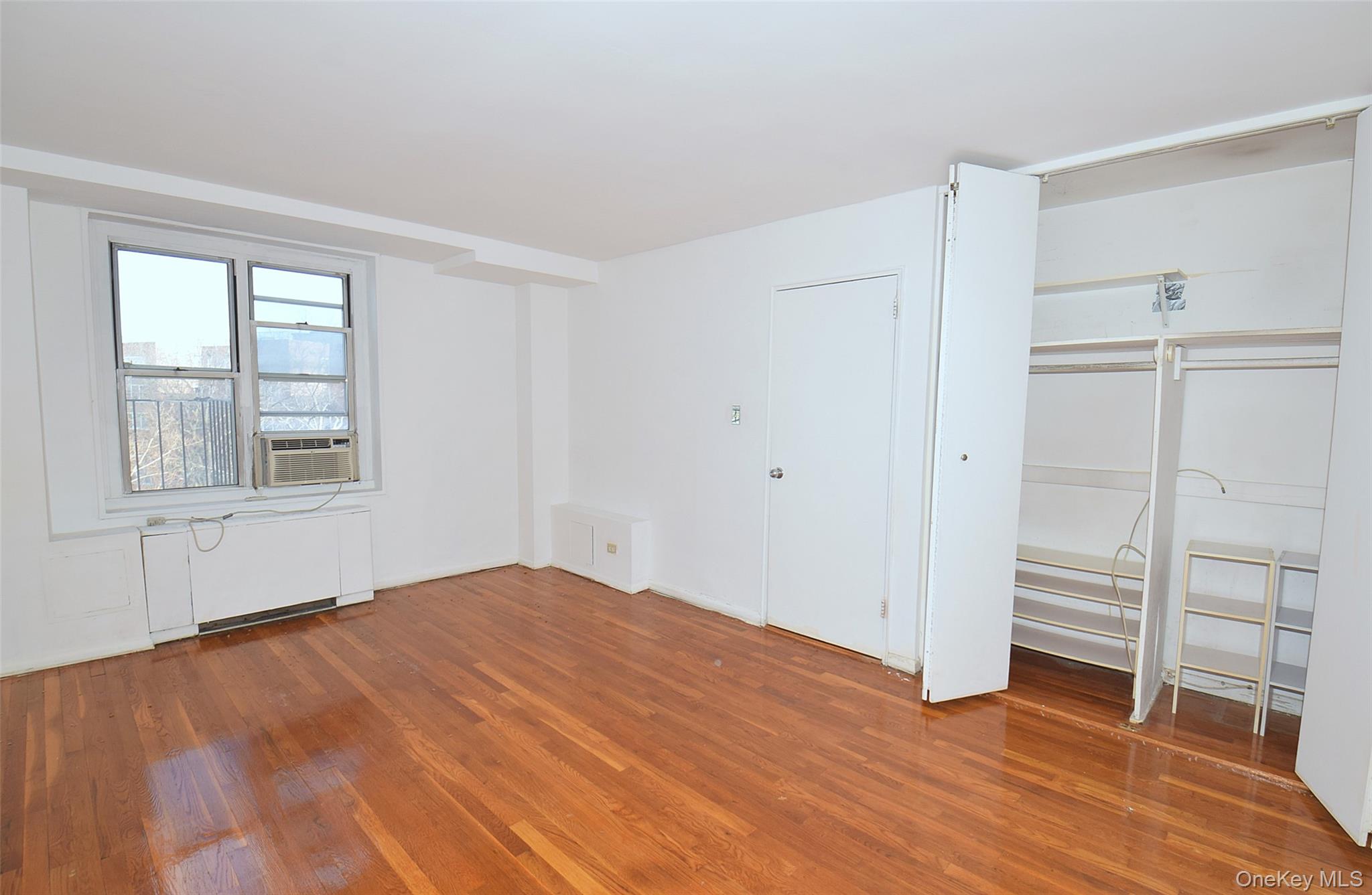 211-10 18 Avenue 4j Property Photo 19