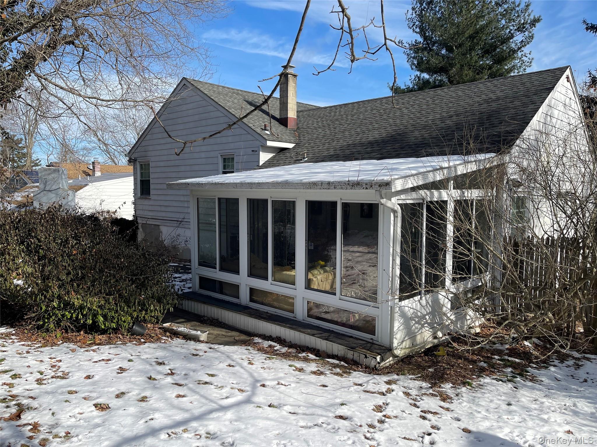 35 Lincoln Place Property Photo 4