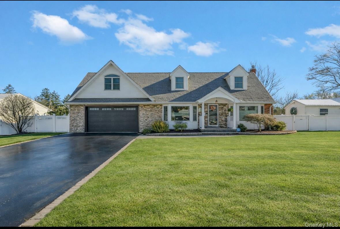 19 Radburn Drive Property Photo 1