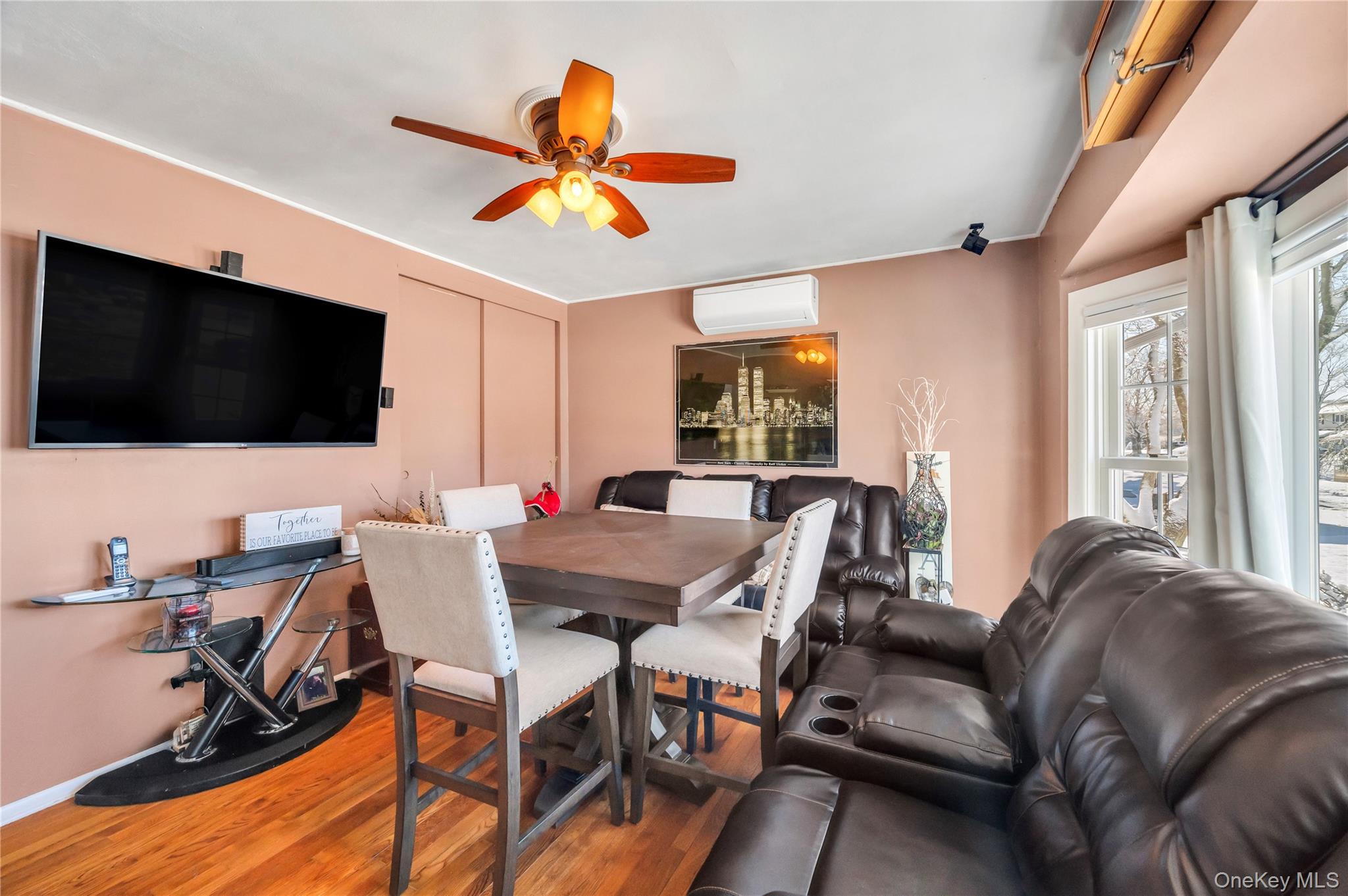 19 Radburn Drive Property Photo 11
