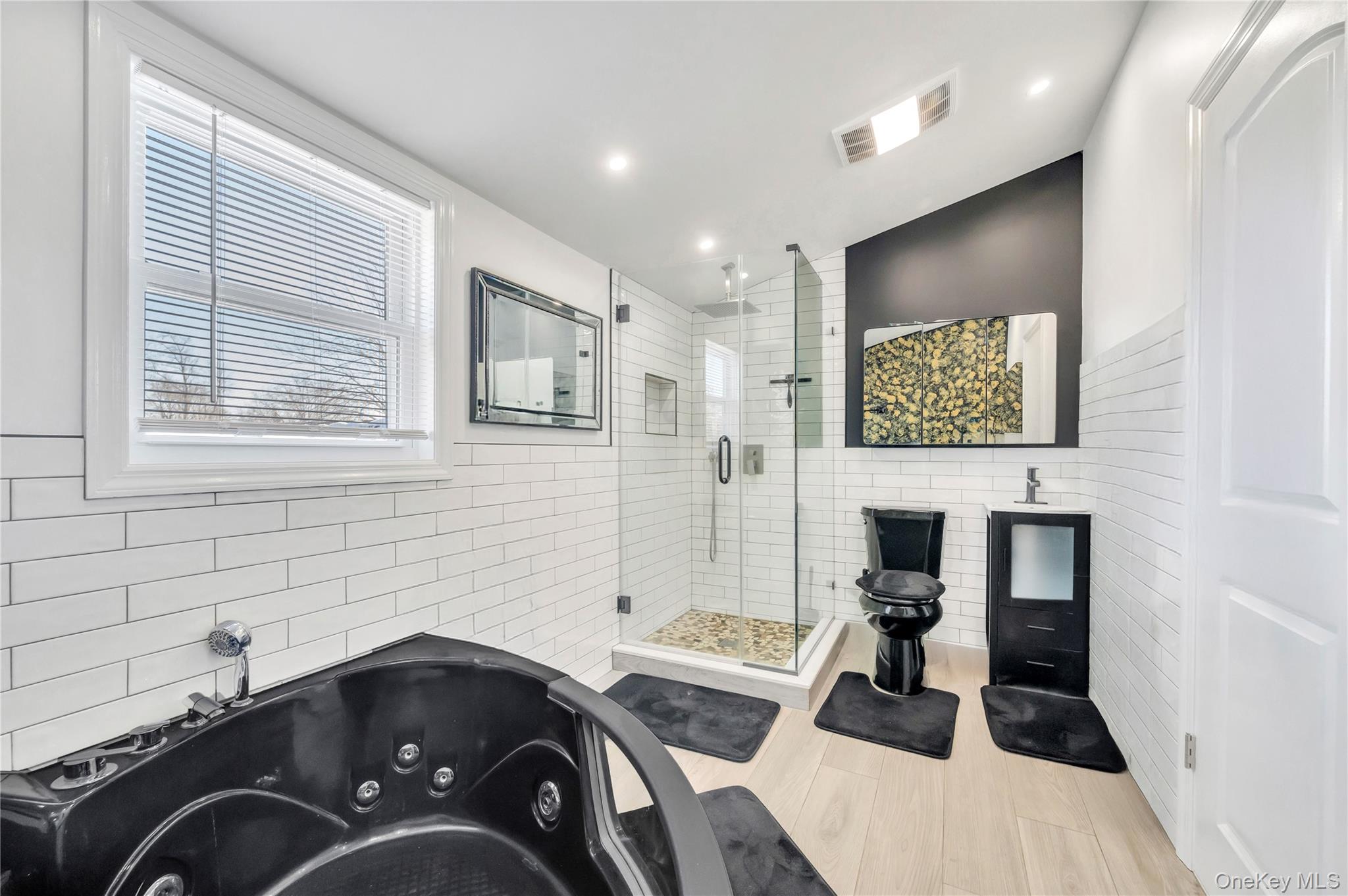 19 Radburn Drive Property Photo 15