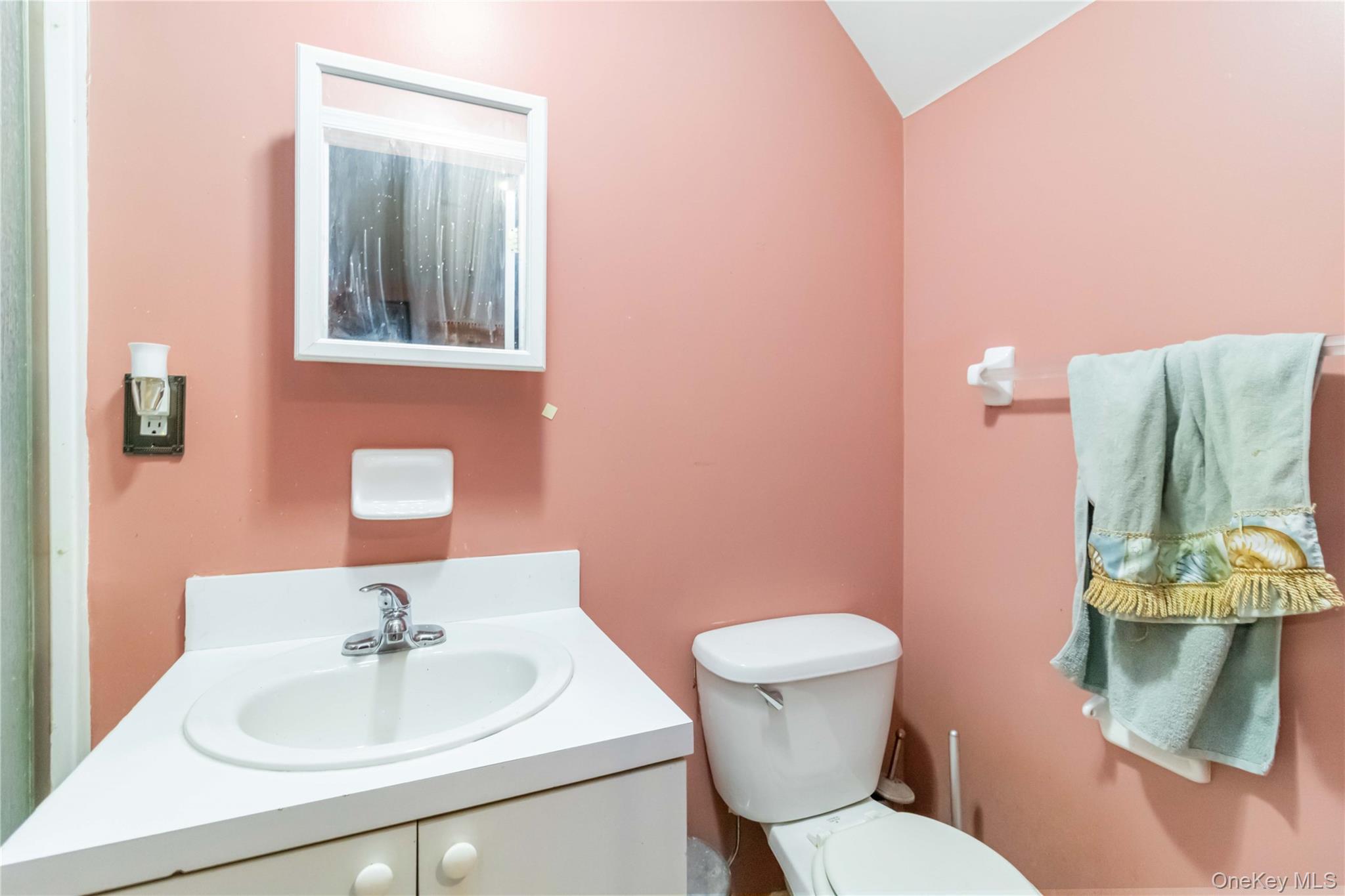25 South Street Property Photo 29