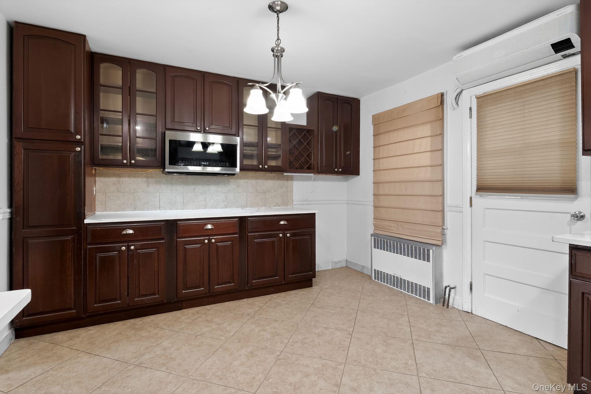 4817 Wilder Avenue Property Photo 9