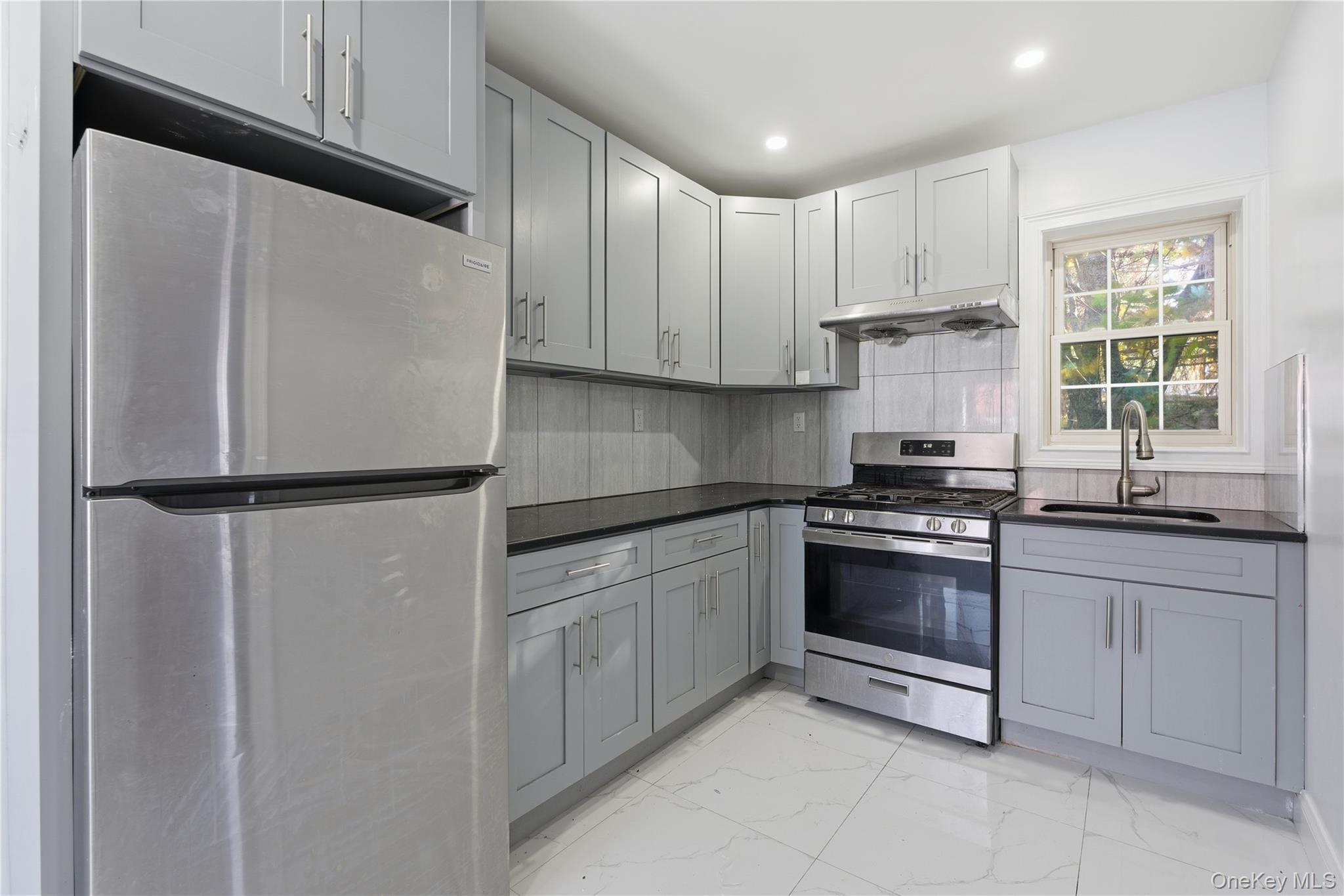 1118 124th Street Property Photo 6
