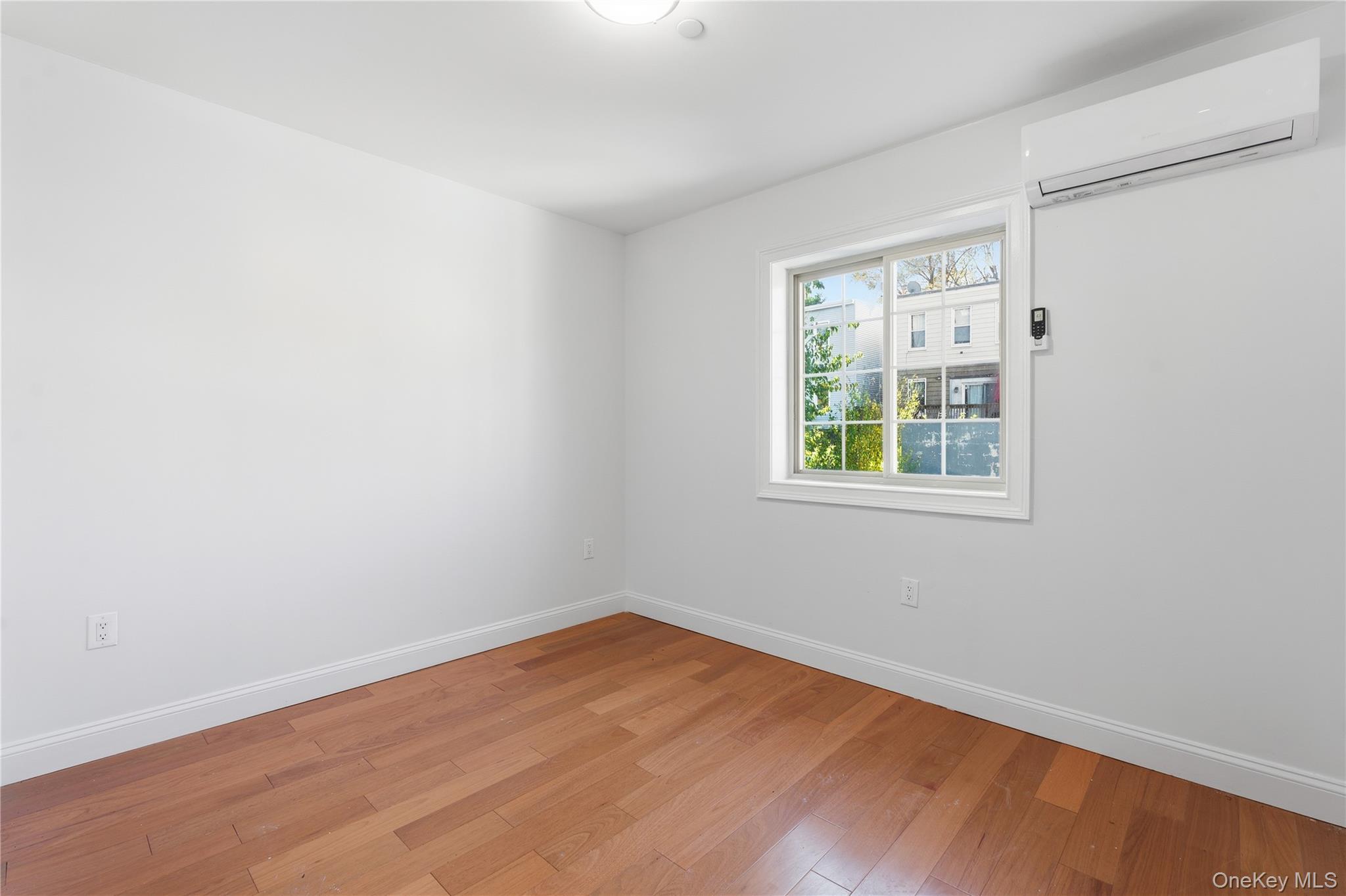 1118 124th Street Property Photo 7
