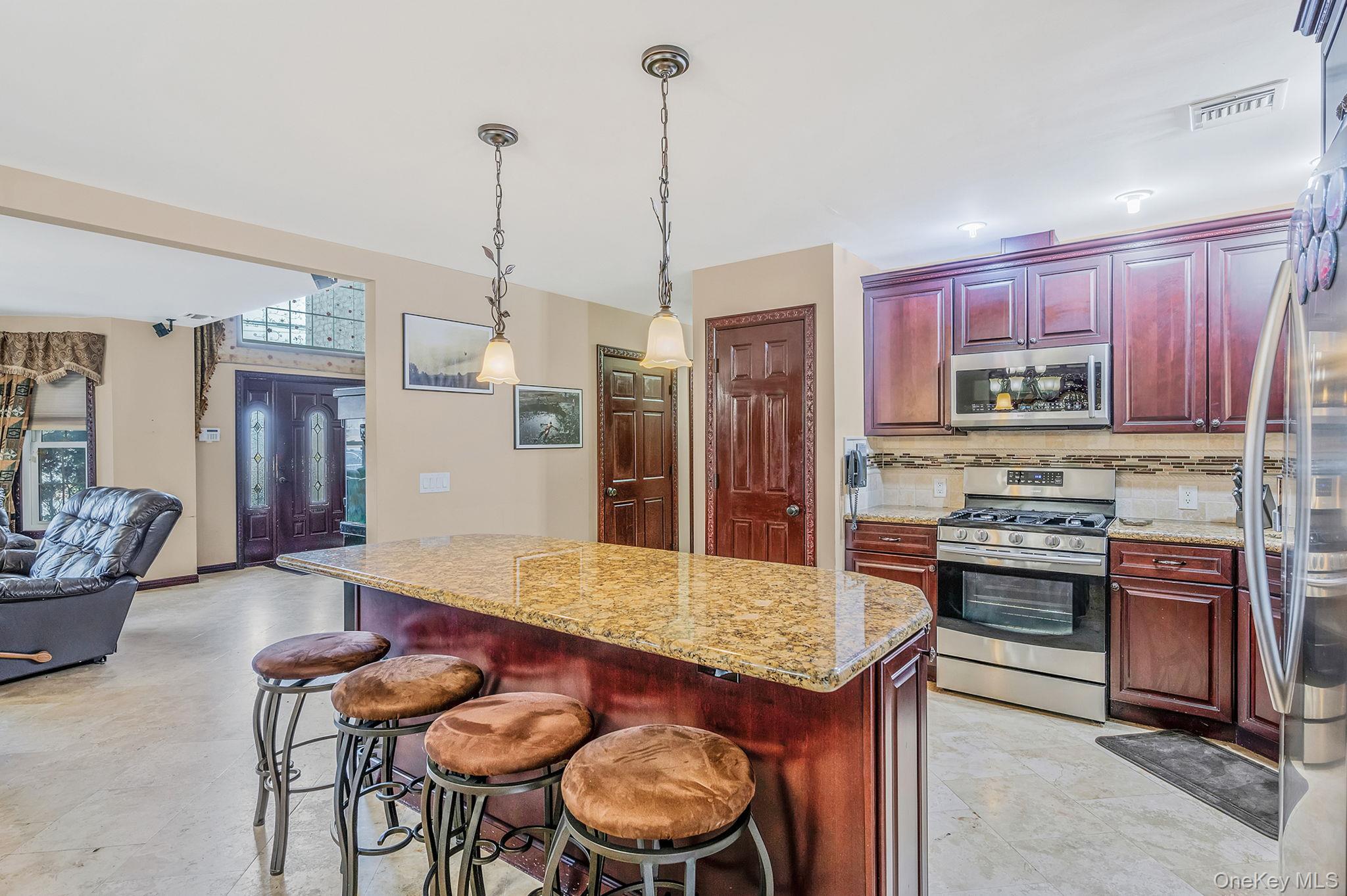 120 Waldo Street Property Photo 39