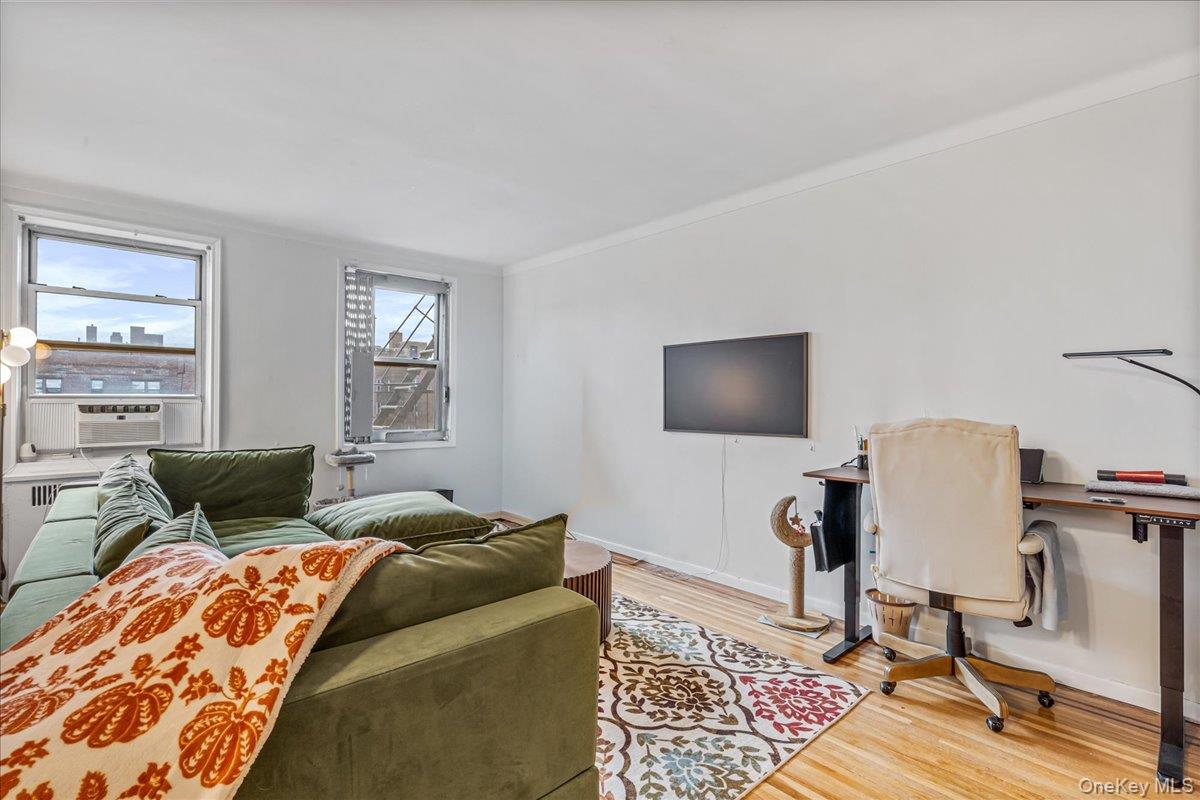 65-74 Saunders Street 6j Property Photo 3