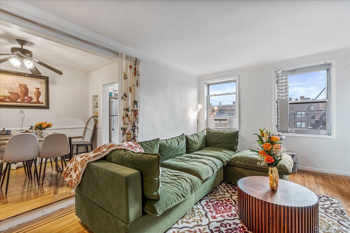 65-74 Saunders Street 6j Property Photo 4
