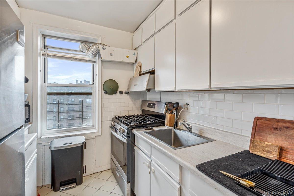 65-74 Saunders Street 6j Property Photo 9
