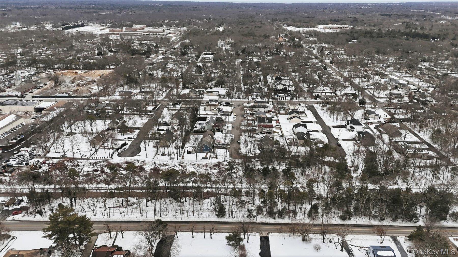 Railroad Avenue Property Photo 1