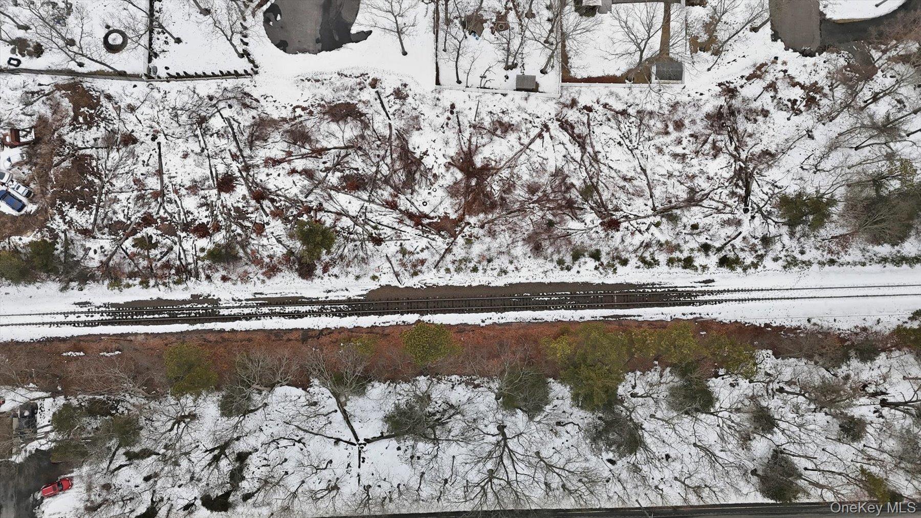 Railroad Avenue Property Photo 2