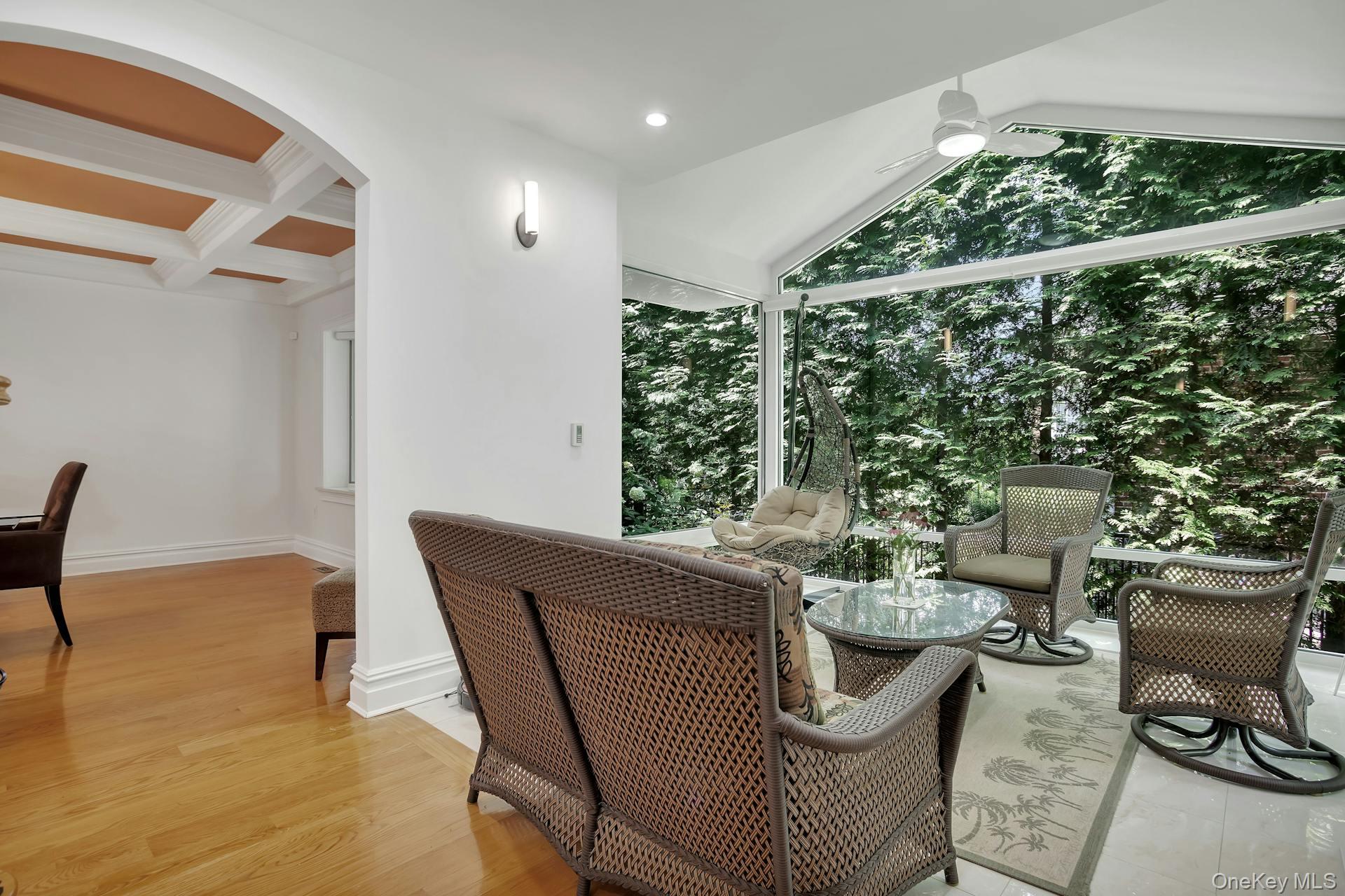 5 Boulevard Property Photo 11