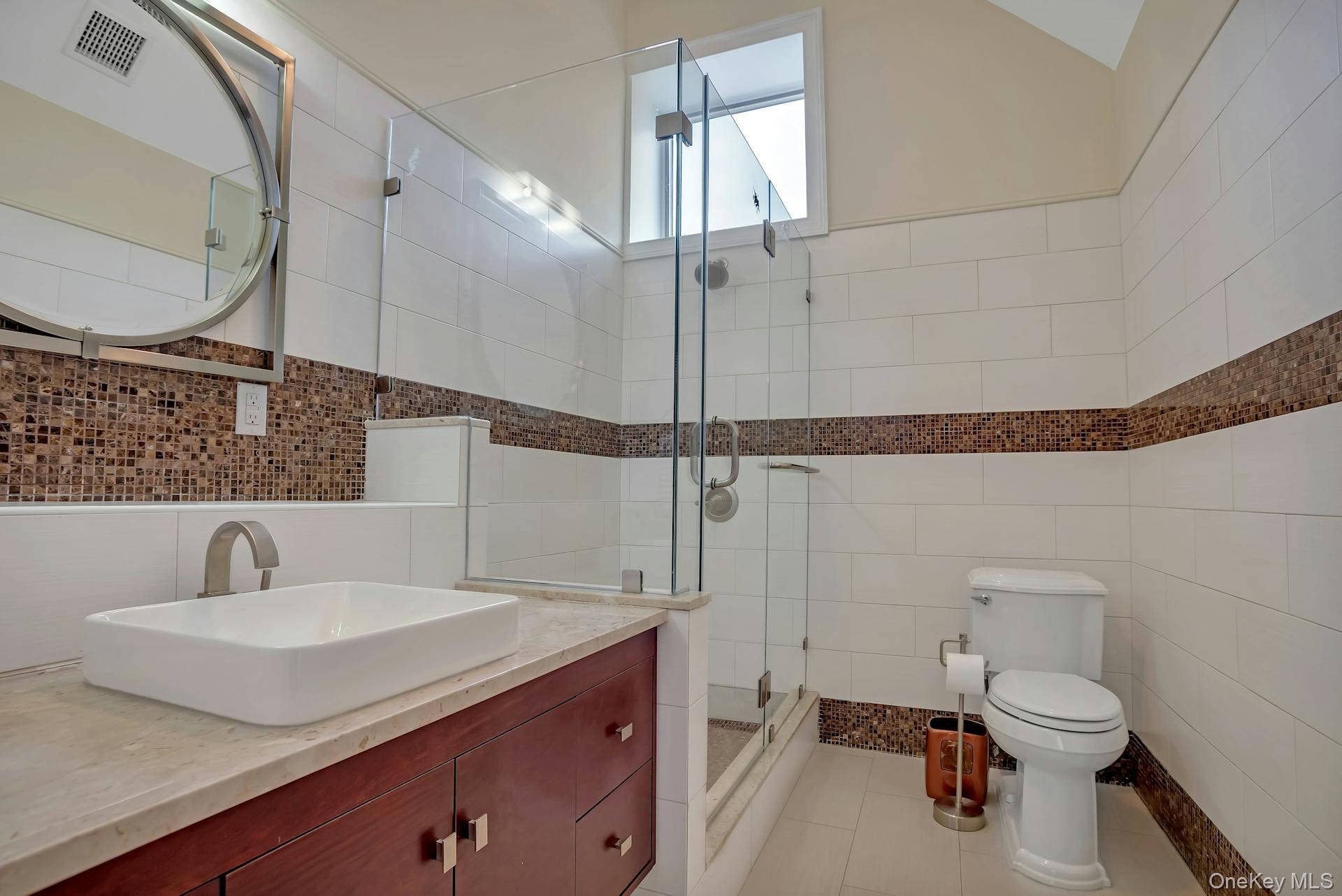 5 Boulevard Property Photo 23