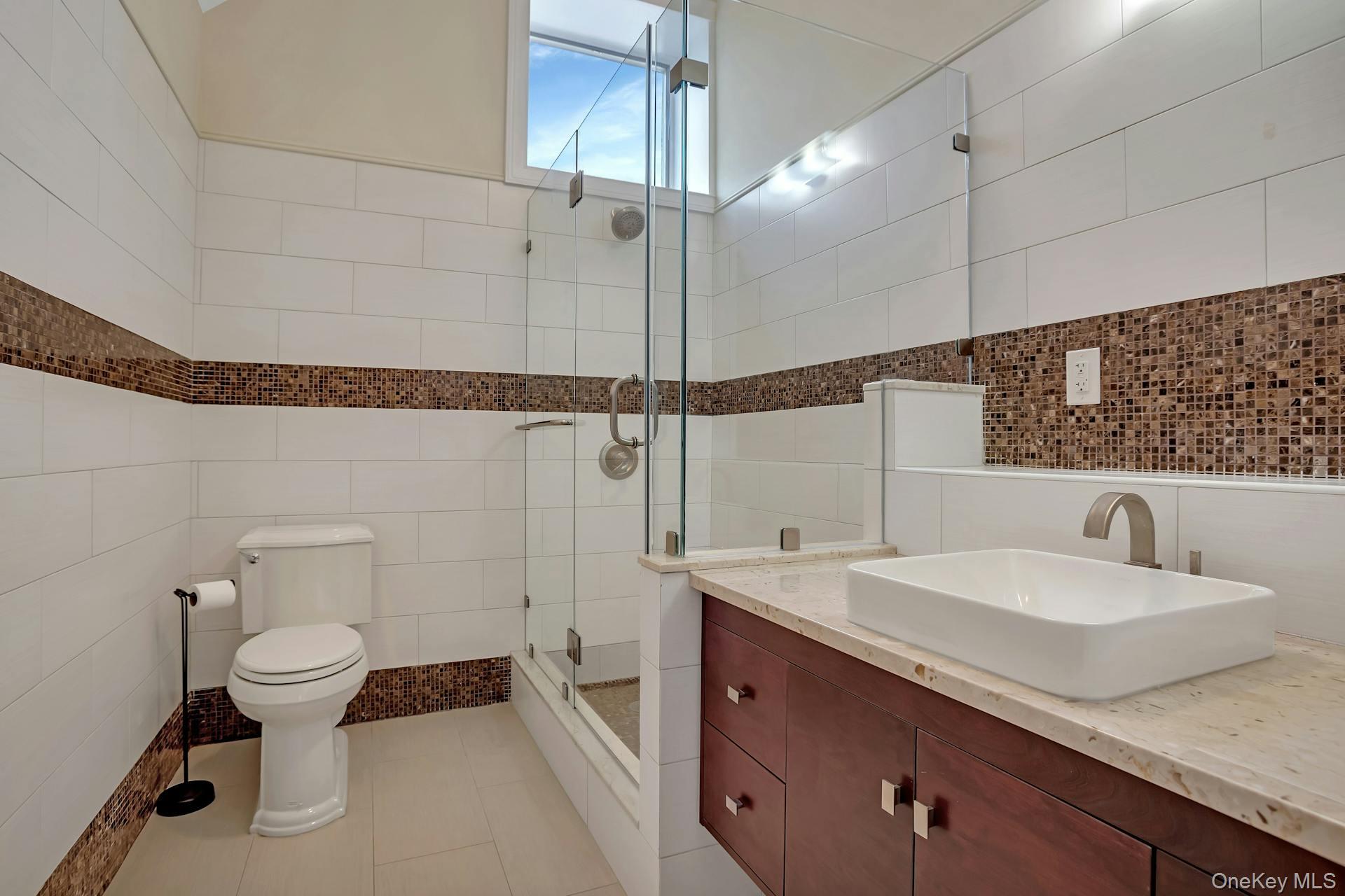 5 Boulevard Property Photo 27