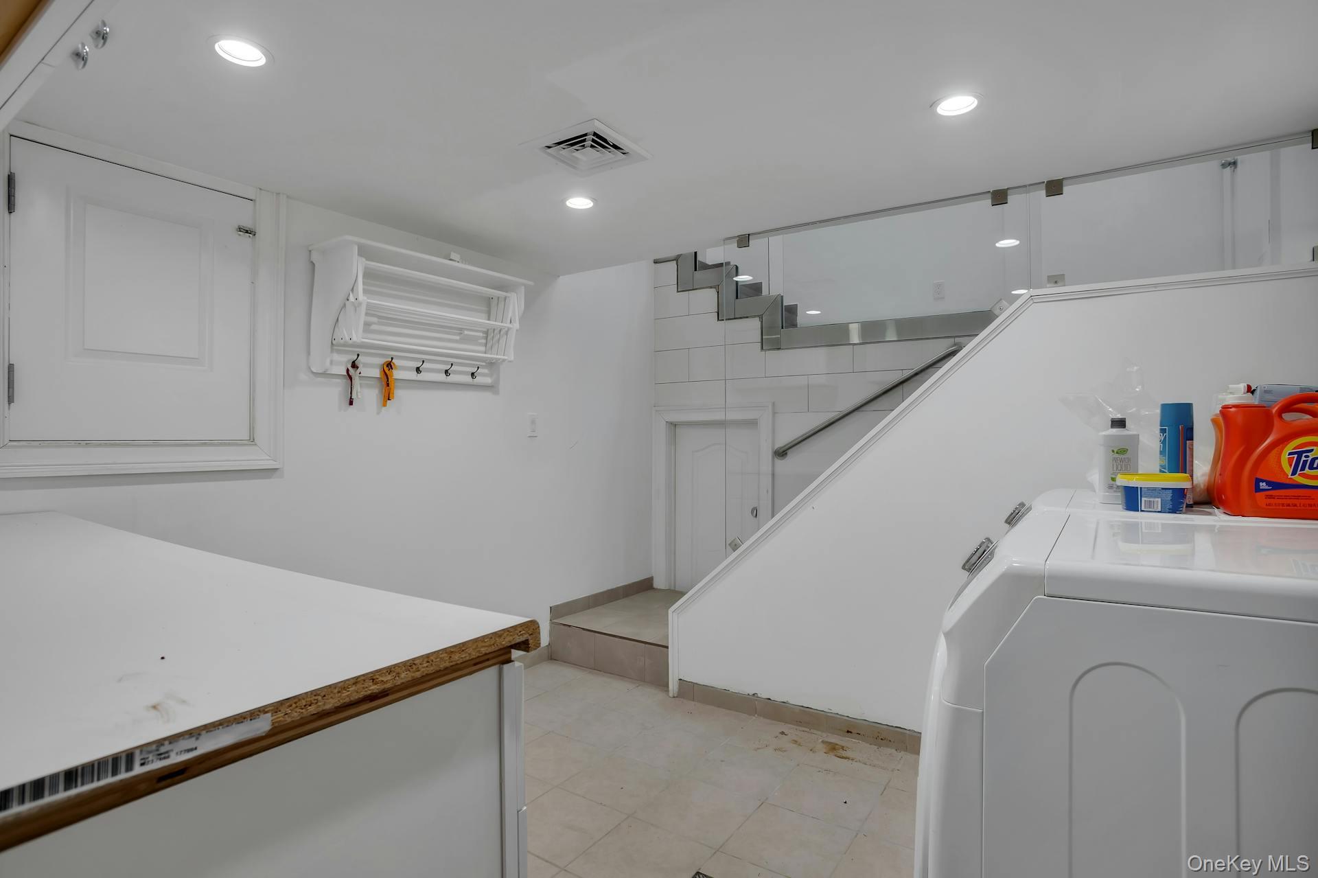 5 Boulevard Property Photo 36