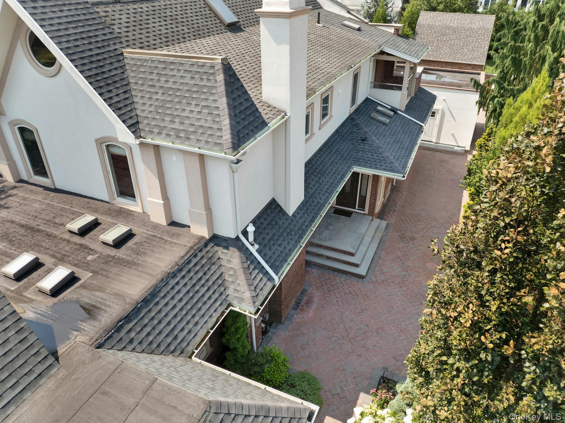 5 Boulevard Property Photo 37