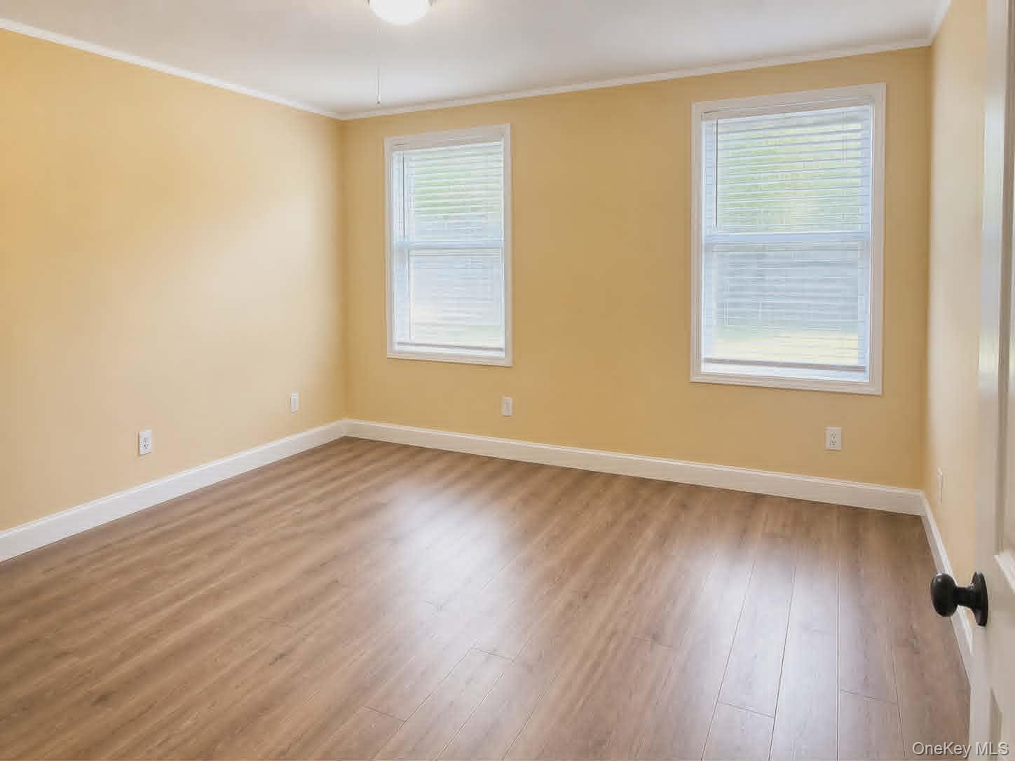 21 Village Circle Property Photo 7