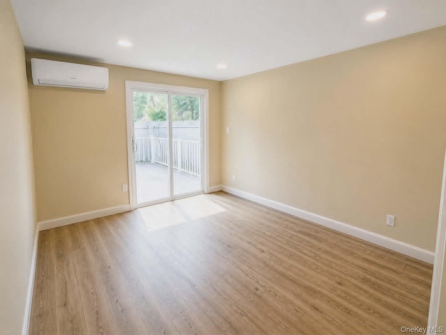 21 Village Circle Property Photo 8