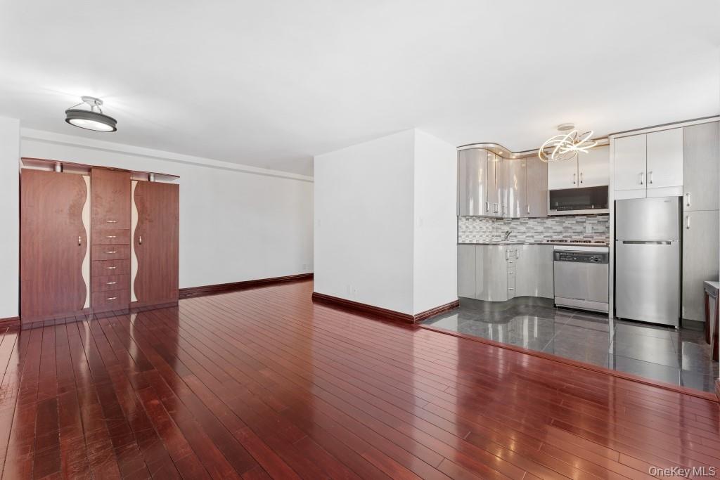 40 Brighton 1st Road 15m Property Photo 2