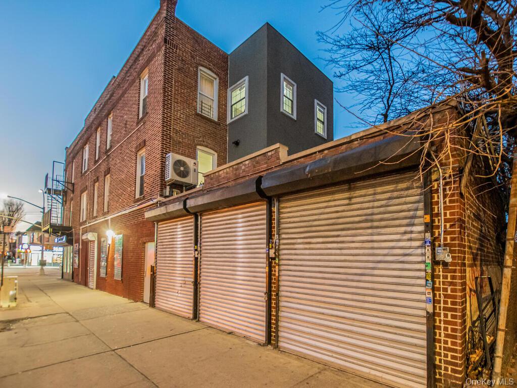 1406 White Plains Road Property Photo 8