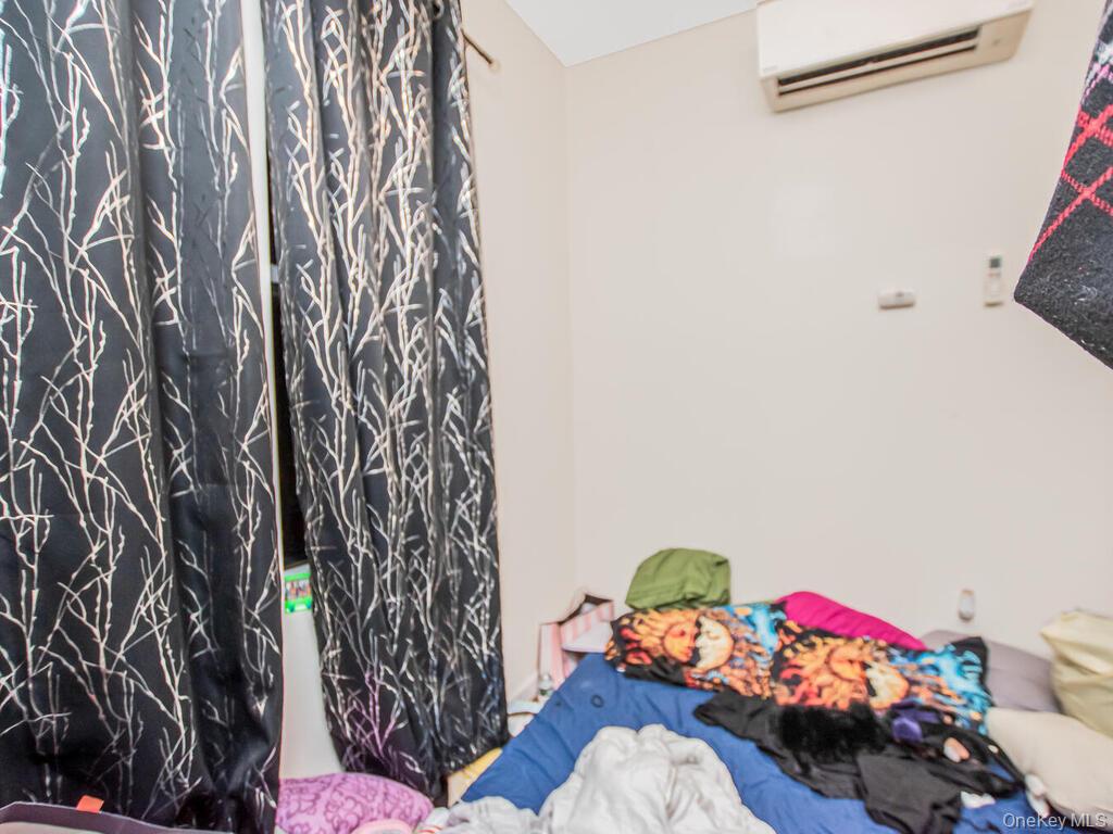 1406 White Plains Road Property Photo 13