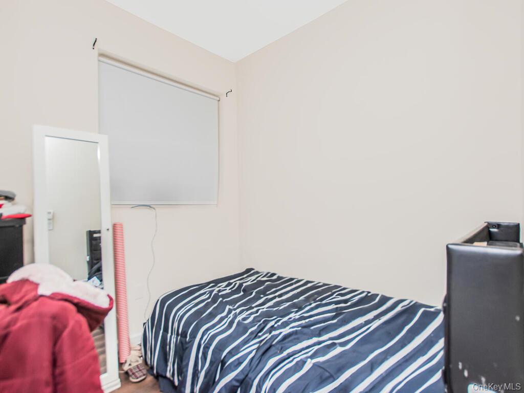 1406 White Plains Road Property Photo 18
