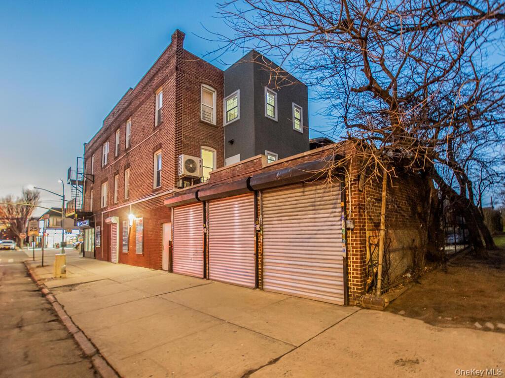 1406 White Plains Road Property Photo 27