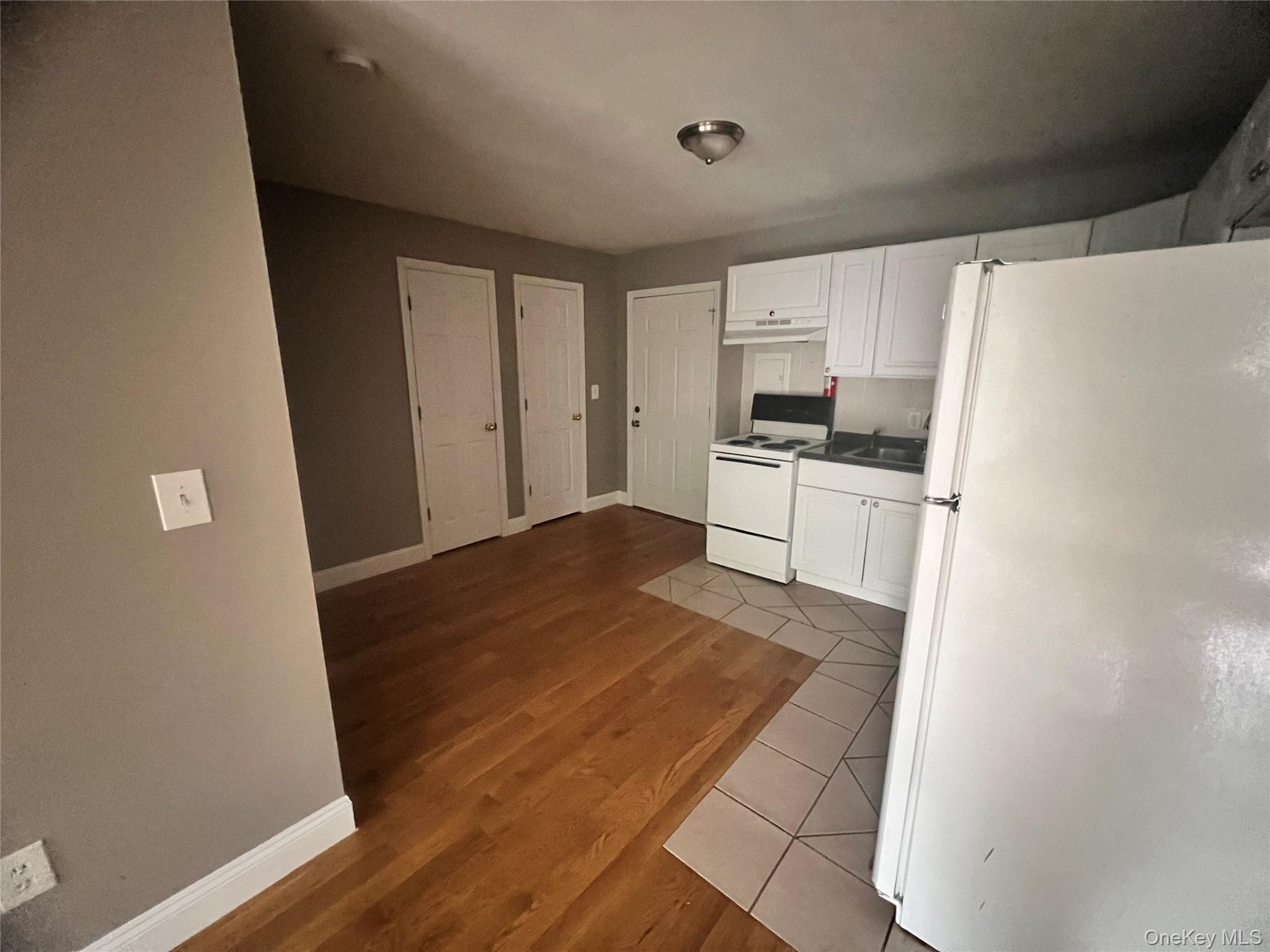 2 Morris Avenue 302 Property Photo 2