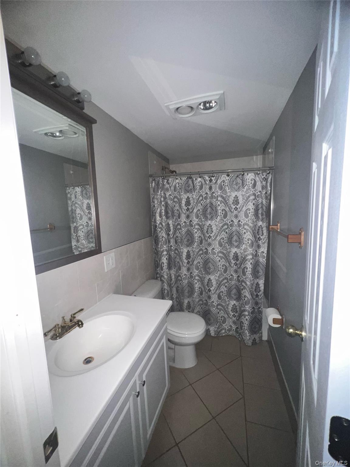 2 Morris Avenue 302 Property Photo 6