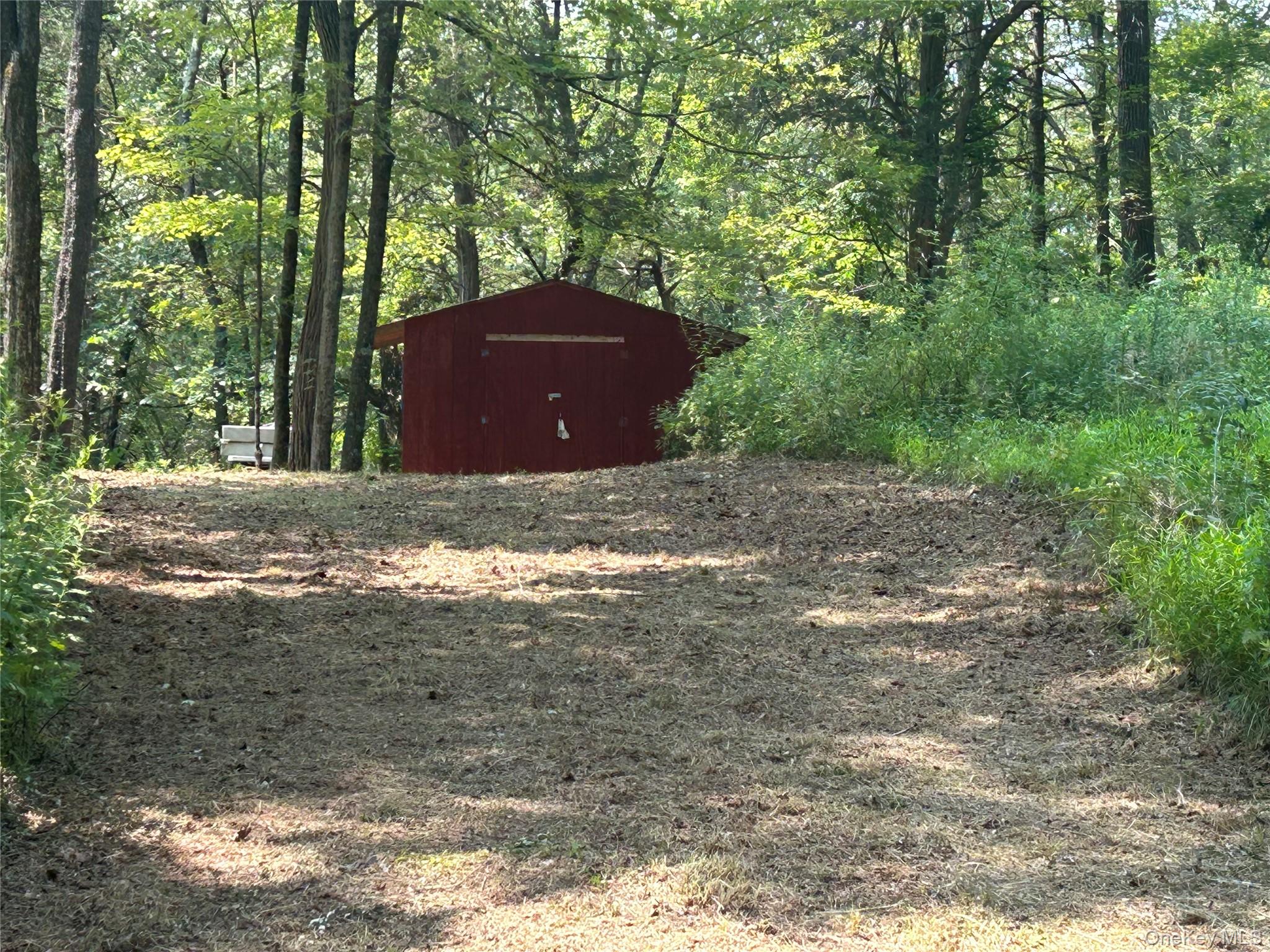 White Schoolhouse Road Property Photo 4