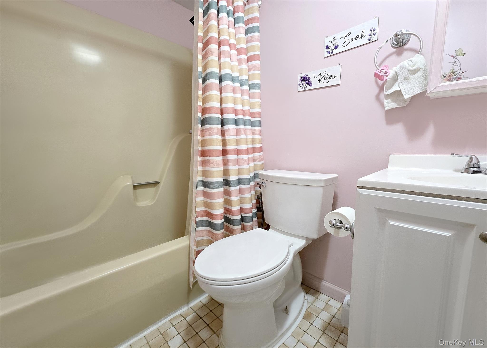 54 Beacon Street Property Photo 18